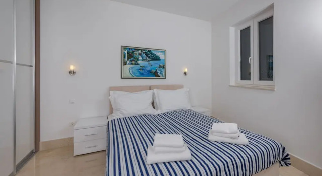 Апартаменты с 2 комнатами с балконом и с видом на море Villa Old Mill