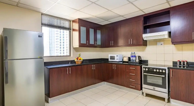 Апартаменты с 2 спальнями с видом на море Roda Amwaj Suites