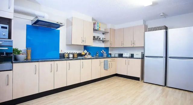 Bright Ensuite Rooms PLYMOUTH SK, Забронировать Отель Отели Англии 3 звезды, 3*