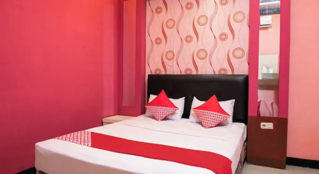 Номер Deluxe Hotel O Homestay Puspa Gemilang Syariah