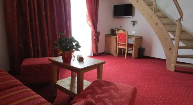 Люкс с балконом и с красивым видом из окна Panorama Hotel Gasthof Leidingerhof
