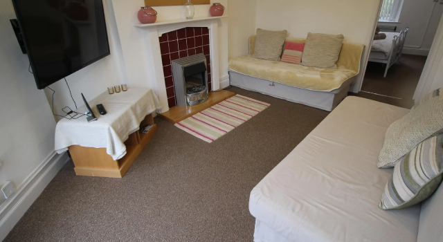 Oakfield Street Apartments by Cardiff Holiday Homes