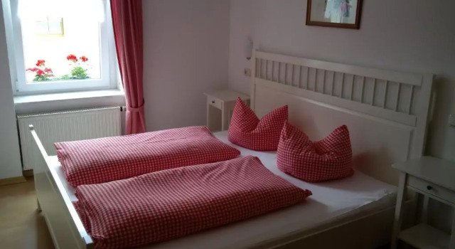 Апартаменты Ferienwohnungen Haus Sebastian