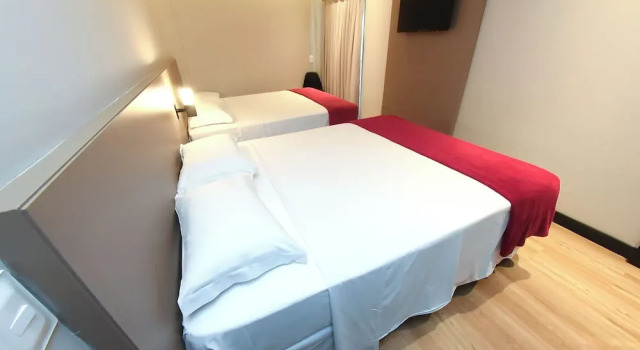 Четырёхместный семейный номер Standard Arco do Sol Park Hotel