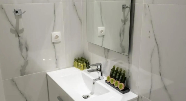 Stylish spacious apartment in Palaio Faliro (C1)
