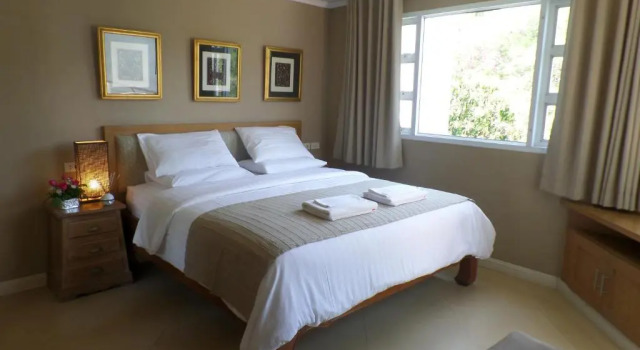 Апартаменты c 1 комнатой Westbury Residence