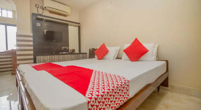 OYO 28862 Hotel Atithi Industries, Prenota Hotel Jalpaiguri West Bengal