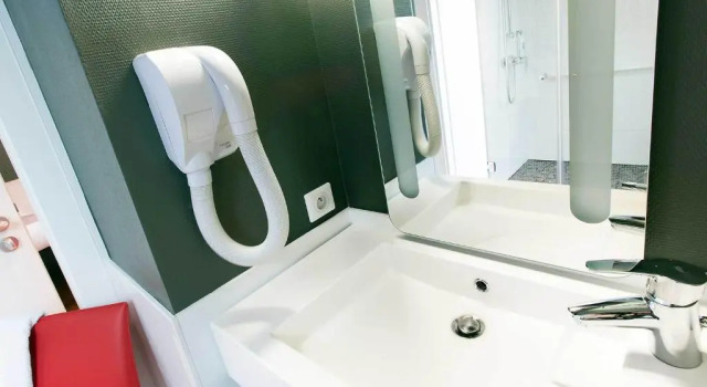 Двухместный номер Standard ibis Colmar Centre