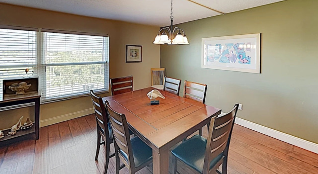 New Listing! Walkable Beachside W/ Pool 3 Bedroom Condo