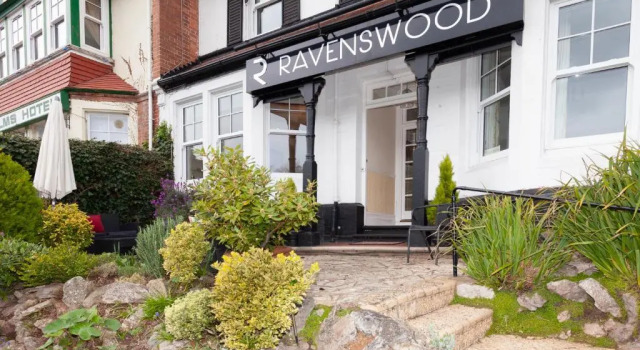 The Ravenswood Hotel, Varaa Bed and Breakfast Torquay Devon
