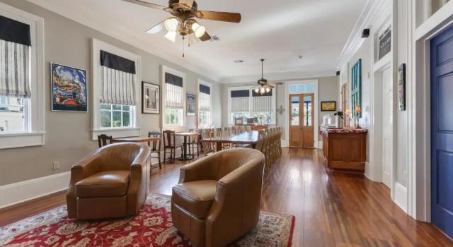 Elysian Fields Inn, Забронировать Отель Новый Орлеан Луизиана, рядом с New Orleans Center for Creative Arts