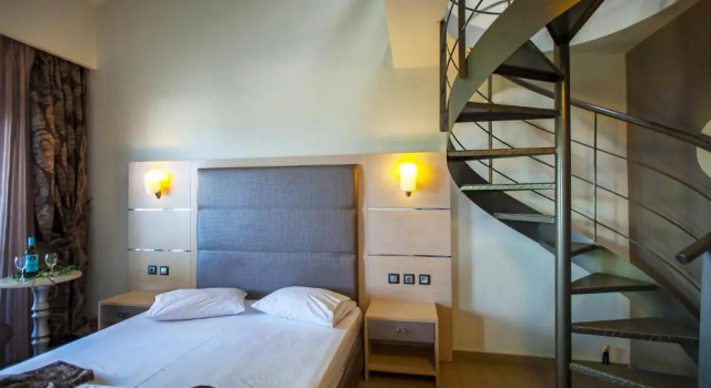 Люкс Deluxe Rooms Amalthea Mare & Cafe - Bistro
