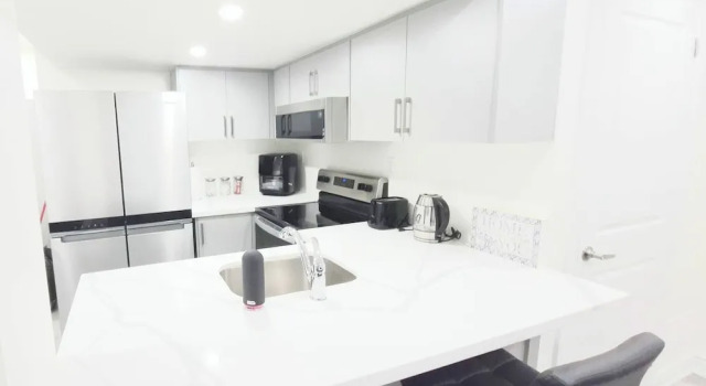 Коттедж Niagara Cozy Suite - Modern 2bed 15 min to Falls