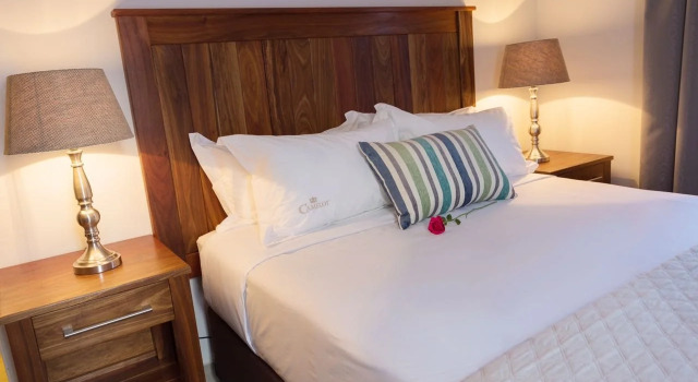 Camelot Guest House & Apartments, Reservar Apartamento Potchefstroom North West, perto de Goetz Fleischack Museum