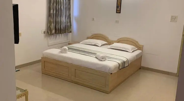 Comfortable & Relaxing Stay In Bandra East
