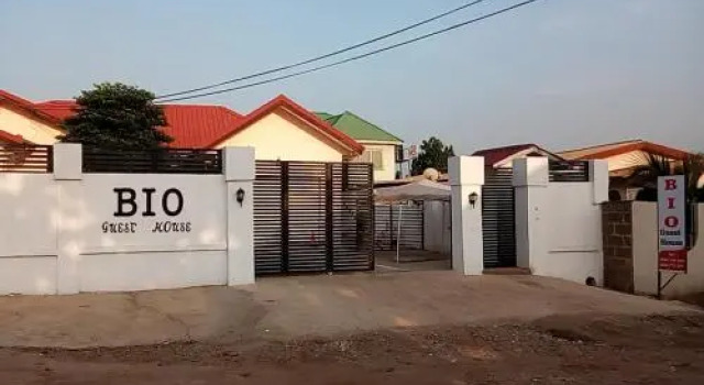 Bio Guest House, Prenota Affittacamere Pokuase Greater Accra