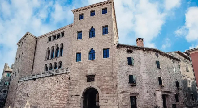 Mon Perin Castrum - House of Nice Memories, Забронировать Вилла Отели Rovinj Riviera 4 звезды, 4*