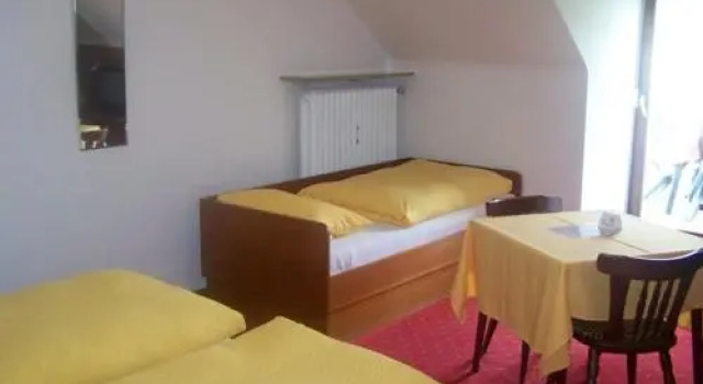 Hotel Am Ufer, Забронировать Отель Отели Трира 3 звезды, рядом с Thermen am Viehmarkt, 3*