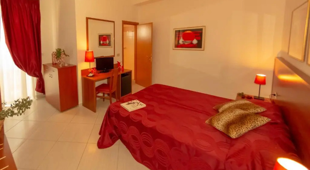 Трёхместный номер Standard Hotel Solaria