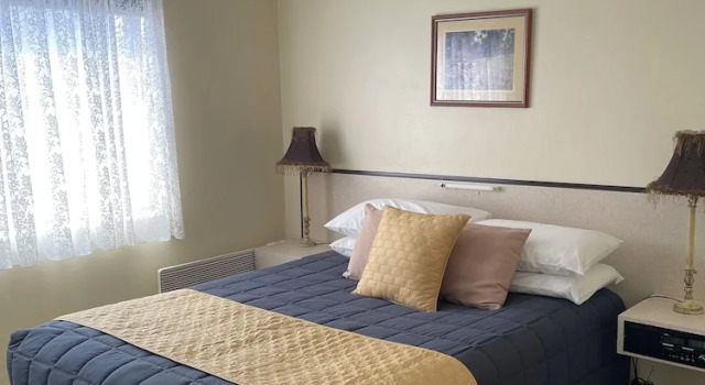 Апартаменты Westwood Motor Inn