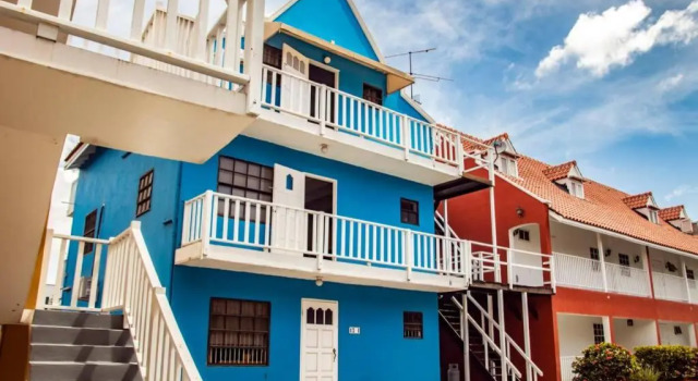 CityLife Apartments in Historic Willemstad - 2 bedroom apartment - K, Book Lejlighed Willemstad Curaçao, nær Queen Emma Bridge