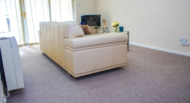 Reine Suites - Central Milton Keynes, Забронировать Отель Отели Бакингемшир с парковкой, Парковка