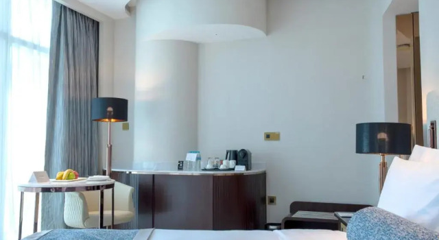 Номер Deluxe Century Marina Hotel - Lusail