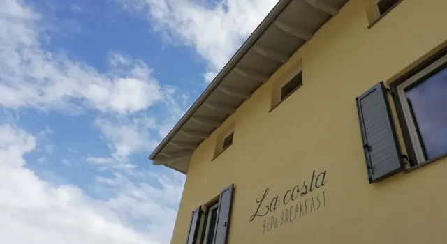 La Costa Bed & Breakfast