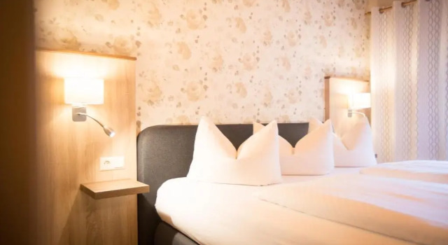 Апартаменты Hotel Zur Kutsche