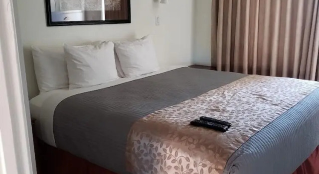 238- Fully Furnished with WiFi by RedAwning, Забронировать Апартаменты/квартира Апартаменты Пруда в Темпе, рядом с Vista Del Camino Park, Апартаменты/квартира