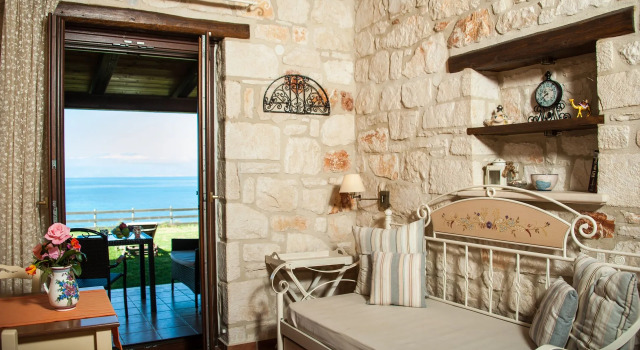 Вилла Kavos Psarou Villas