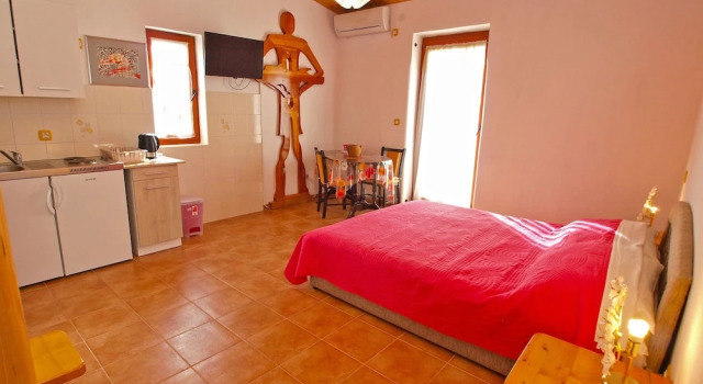 Студия c 1 комнатой с балконом Apartment Zeljko 750