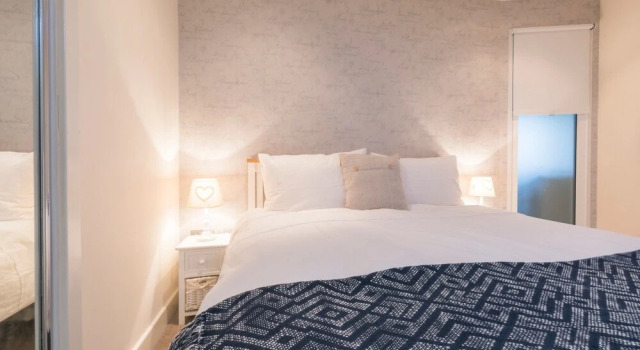 Chic, Spacious 1-br Flat For 2 In Central Bristol