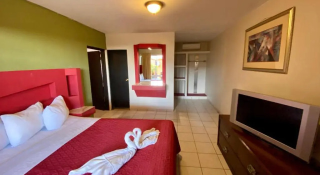 Трёхместный номер Standard Hotel Los Altos
