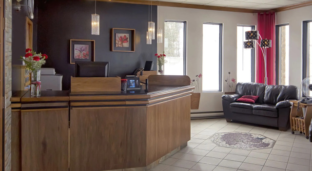 Hôtel-Motel Le Floral, Book Hotel Hoteller i Eastern Townships med pool, Swimmingpool