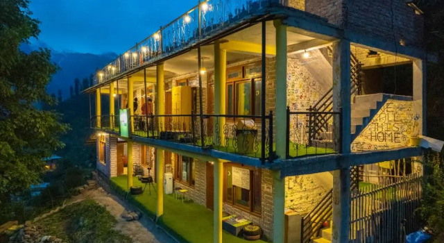 Whoopers Hostel Tosh, Забронировать Хостел Недорогие отели штата Химачал-Прадеш, недорого