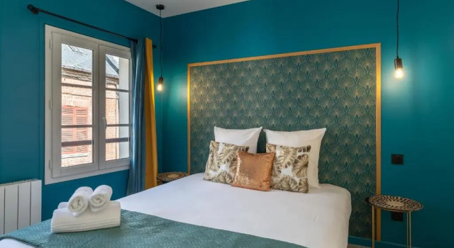 Апартаменты Vert d'Hotes - Charming renovated apartment - downtown - WIFI -