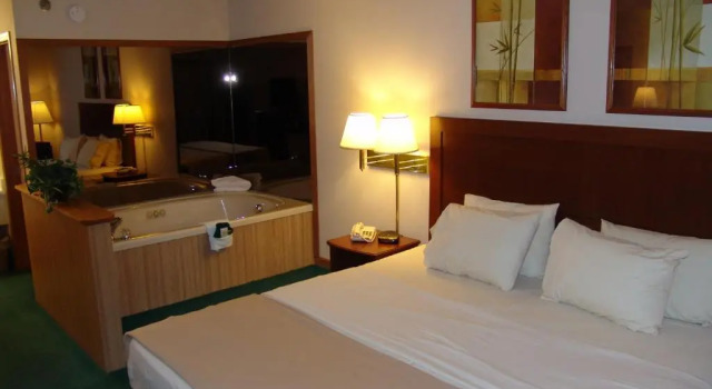 Люкс Super 8 by Wyndham Branson - Shepherd of the Hills Exwy