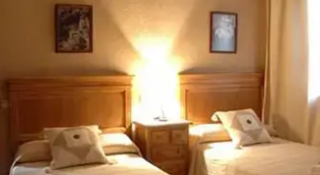 El Balsamo De Fierabras, Book Hotel Picon 