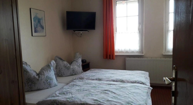 Gasthaus & Pension St.Peter, Book Hotel 3-Star Hotels in Rennsteig, 3*