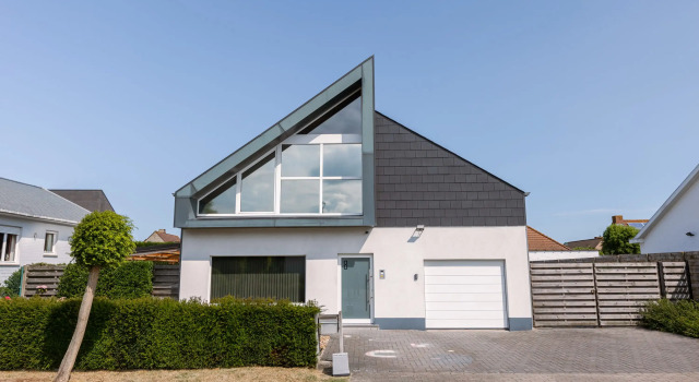 Spacious House With Garden and Parking