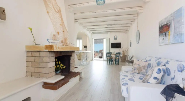 Коттедж Acqua Azzurra Holiday Home