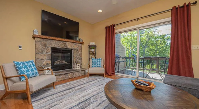Live a Little by Taylor Made Deep Creek, Buchen Sie Ferienhaus Hotels in Maryland mit Parkplatz, Parkplätze