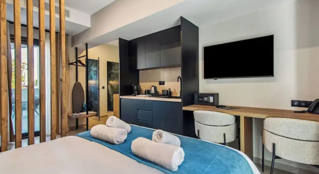 Студия Deluxe Mc Queen Boutique Apartments