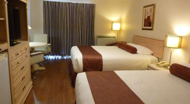 Четырёхместный номер Superior Motel Becancour