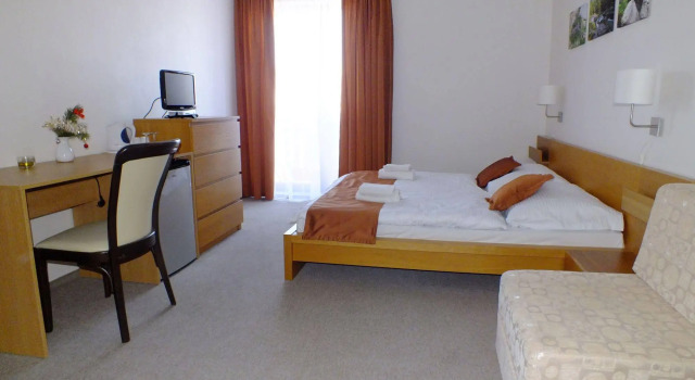Penzión Dubo, Rezervovat Hotel Hotely v Žilinský kraj s parkováním, Parkování