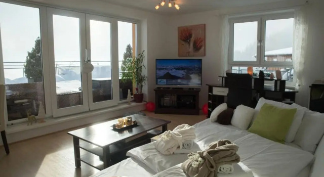 Penthouse Sonnberg, Забронировать Отель Отели Целль-ам-Зе с бассейном, рядом с Целлер-Зе, Бассейн