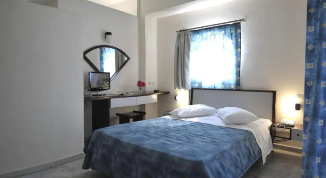 Трёхместный номер Standard Rodon Hotel