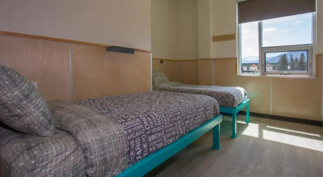 Standardní Dvoulůžkový s manželskou postelí pokoj Canmore Downtown Hostel