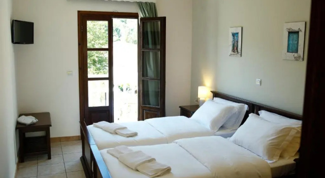 Kitro Parga, Rezerwuj Hotel Parga 